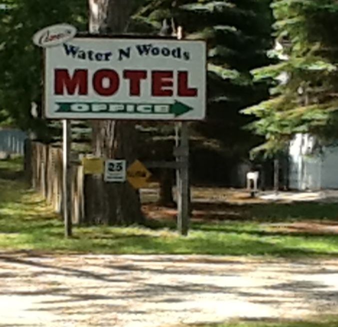 Ann's Water-N-Woods Motel (Sun & Sand Motel)
